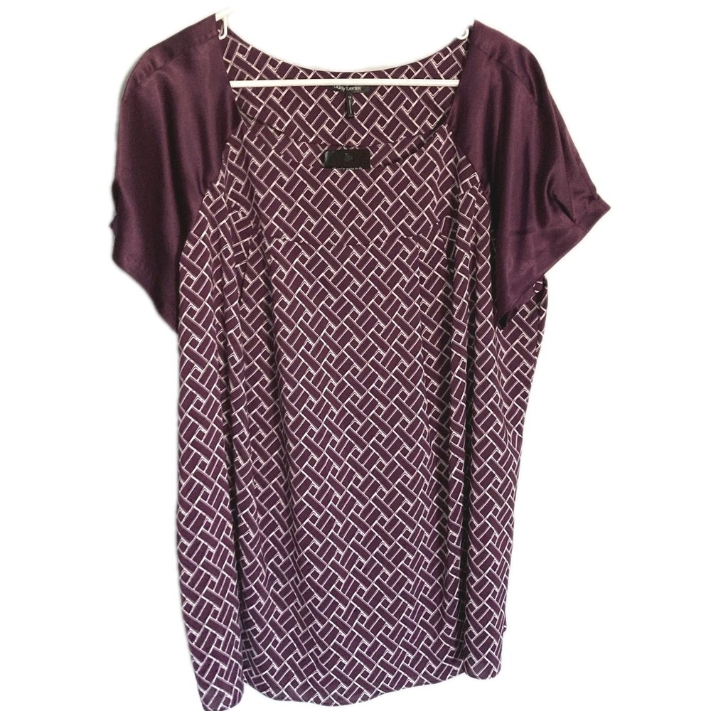 Daisy Fuentes Shirt Womens 1X Plus Purple Geometric Raglan Sleeve Tunic Top NWT